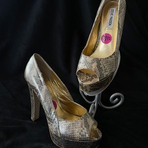 Steve Madden heels